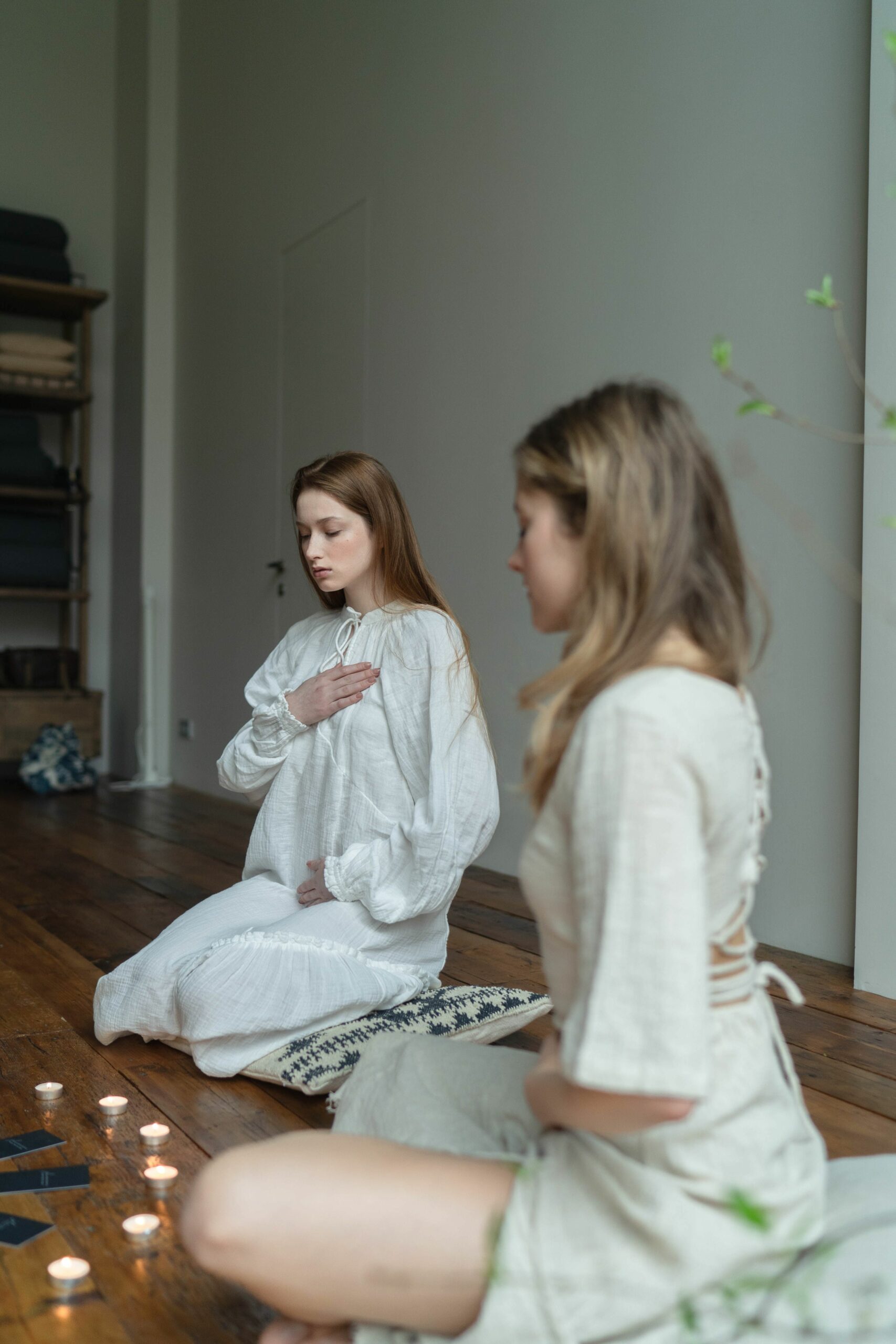 Le corps "Faux-Ami" : Faire la différence entre l'intuition et la peur de ton système nerveux 2 pexels anastasia shuraeva 6015509 scaled